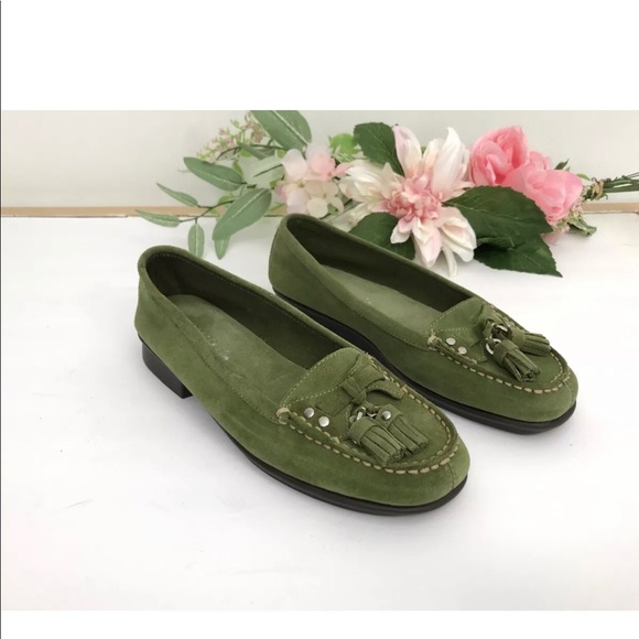 Aerosoles Size 7 - Picture 1 of 2